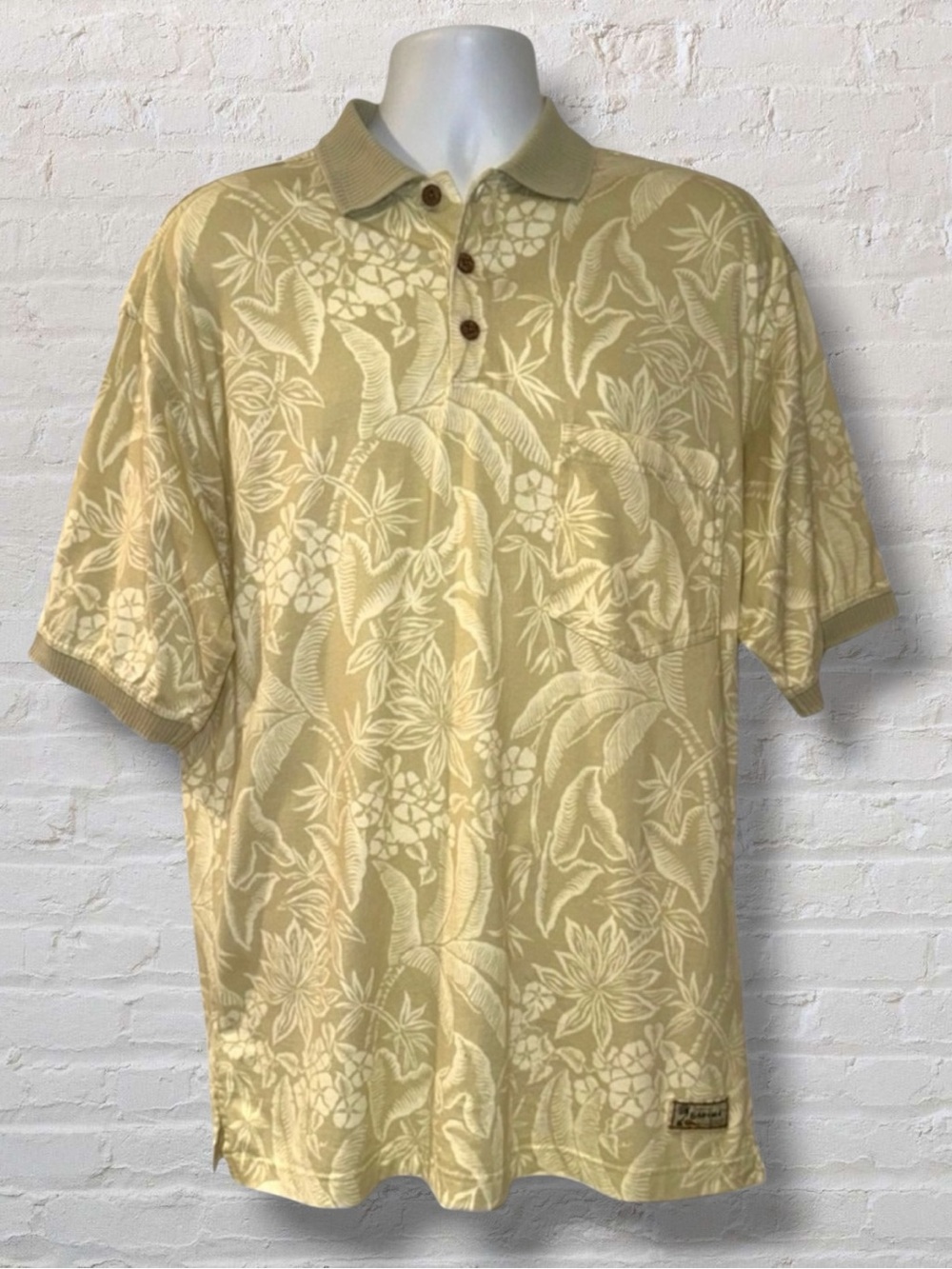 Tommy Bahama Vintage Floral Polo Shirt Men’s Medium Beige (Made in Macau)